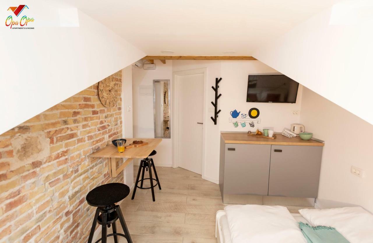 Apartments Opa Opa Rijeka Eksteriør bilde